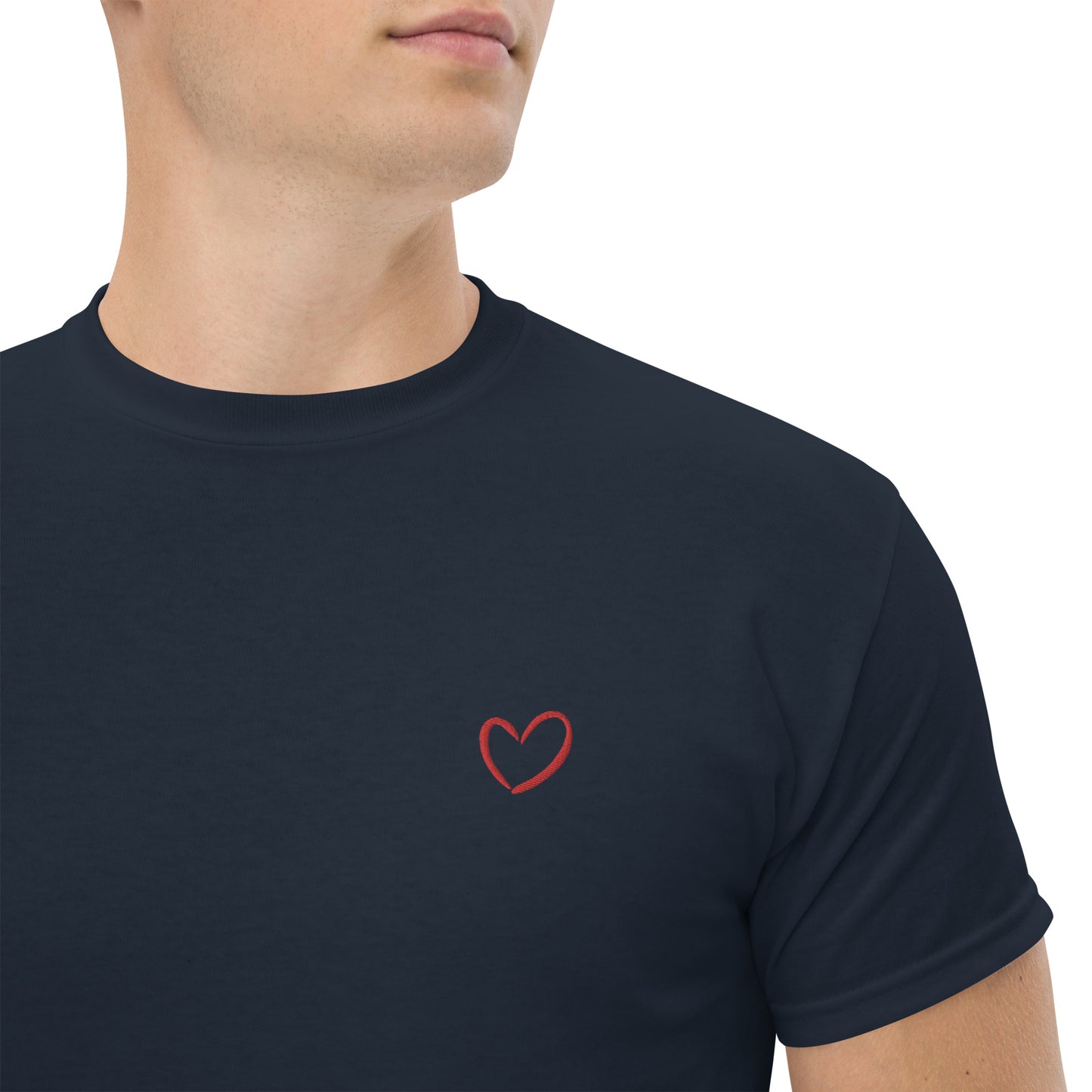 Camiseta con BORDADO de corazon