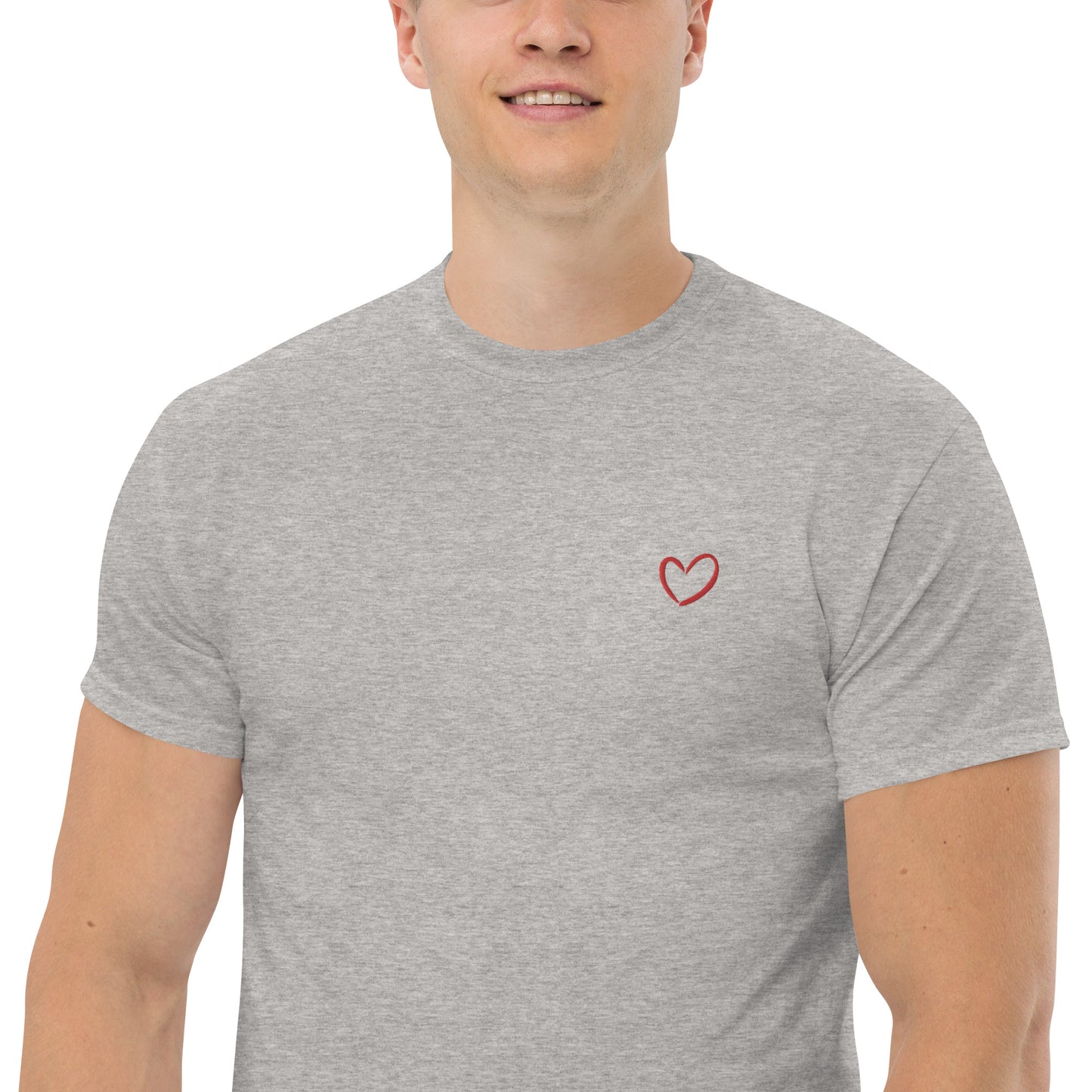 Camiseta con BORDADO de corazon